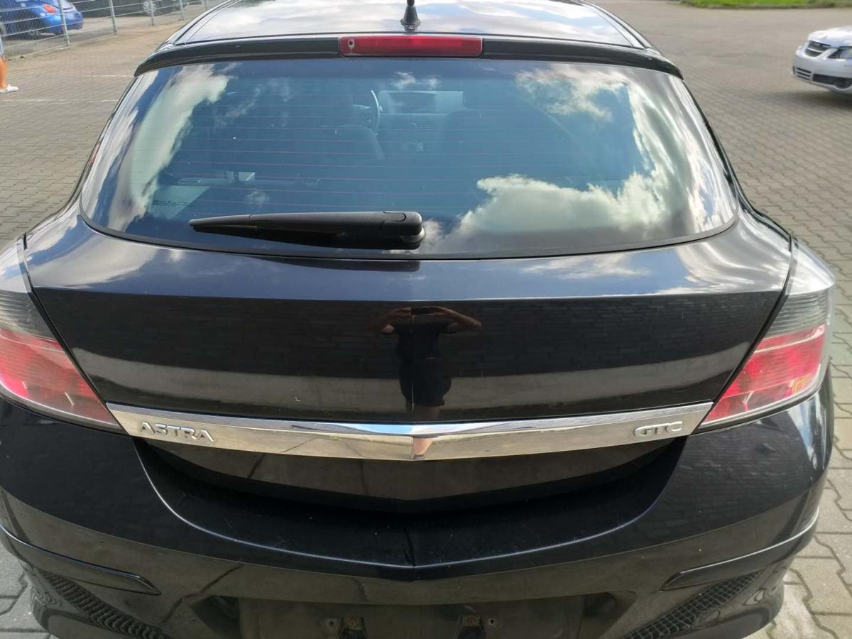 Opel Astra H GTC original Heckklappe mit Heckscheibe Z20R Saphirschwarz Coupe Bj.2006 Opel Astra H GTC original Heckklappe mit Heckscheibe Z20R Saphirschwarz Coupe Bj.2006